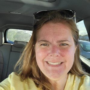 Meet your Posher, Carla